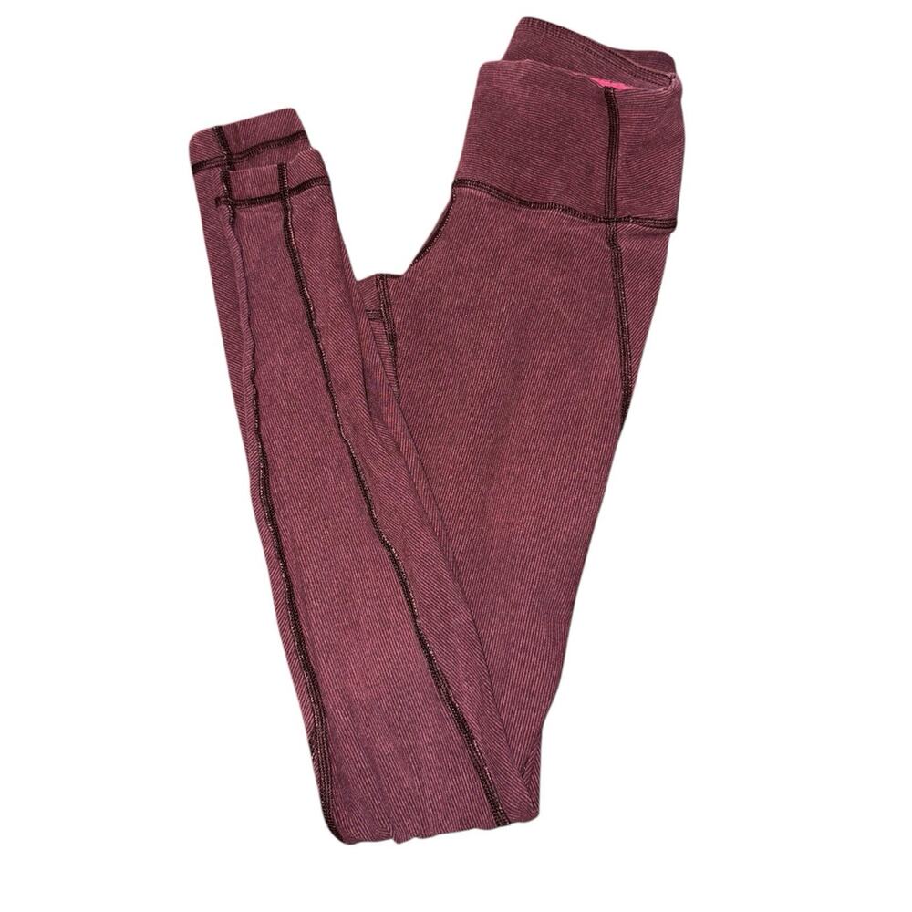 Lululemon Women's Burgundy Maroon Leggings, Size 2